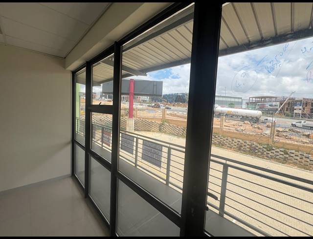 1,066M² RETAIL TO LET IN KYA SANDS